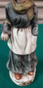 beeld Porselein oude vrouw, Ophalen of Verzenden