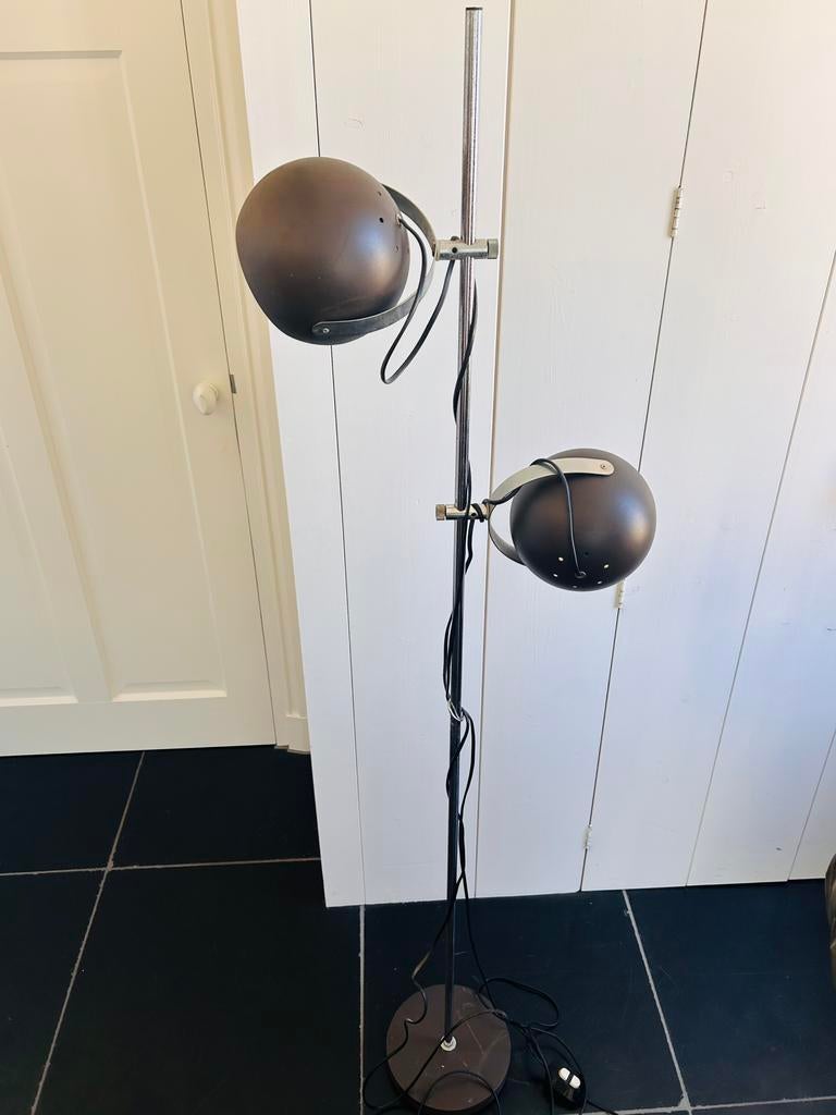 Herda eyeball vloerlamp lamp bruin space age vintage design, Huis en Inrichting, Lampen | Vloerlampen, Ophalen, Gebruikt, 150 tot 200 cm