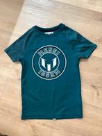 shirtje messi vingino. maar 98/104 alleen gewassen, Kinderen en Baby's, Kinderkleding | Maat 98, Nieuw, Ophalen of Verzenden, Vingino