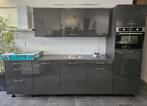 NIEUWE BRUYNZEEL "HOOGGLANS" 300 cm breed / INNOVARE OUTLET, Nieuw, Enkelwandige keuken, Hoogglans of Gelakt, Kunststof