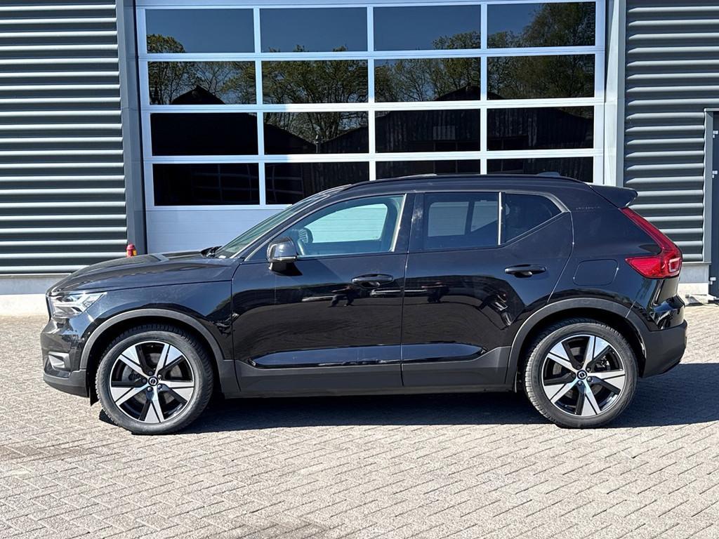 Volvo XC40 Recharge P8 AWD R-Design, harman kardon, 360 came, Auto's, Volvo, Automaat, 1300 min, Gebruikt, Zwart