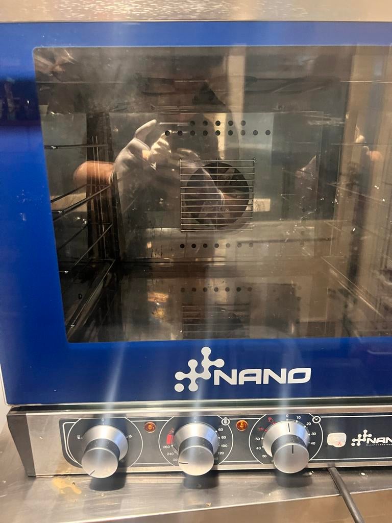 HENDI Heteluchtoven NANO | Luchtbevochtiger + Grill | 4 Nive, Witgoed en Apparatuur, Ovens, Gebruikt, Hete lucht, Oven met grill