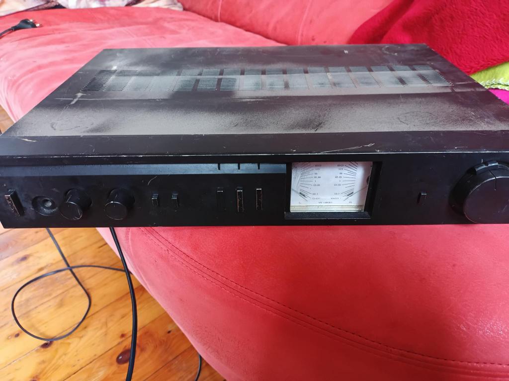 Akai AM-U01 versterker, Audio, Tv en Foto, Versterkers en Receivers, Ophalen, Gebruikt, Minder dan 60 watt, Overige merken