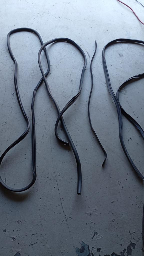 Vw Transporter T5 T6 deurrubers rubber, Ophalen