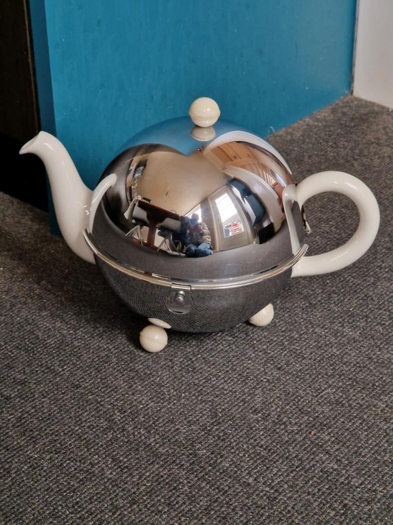 Theepot Ceramique Maastricht in grome theemuts Benmeta Terbo, Antiek en Kunst, Ophalen of Verzenden