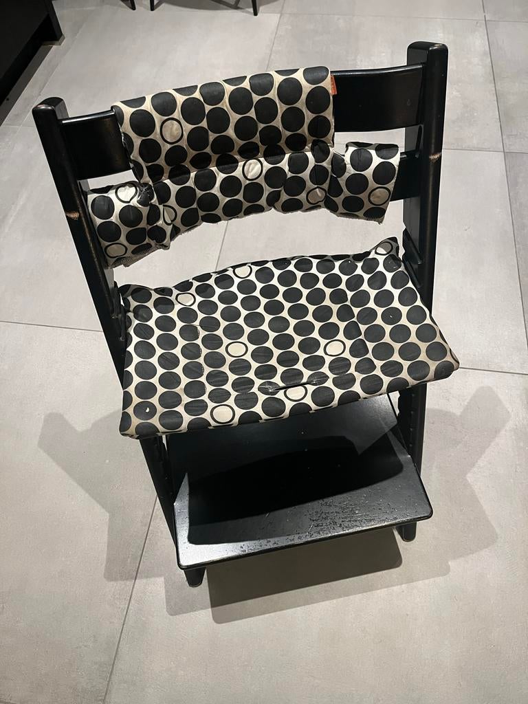 Stokke Tripp Trapp kinderstoel zwart, Kinderen en Baby's, Kinderstoelen, Ophalen, Gebruikt, Meegroeistoel