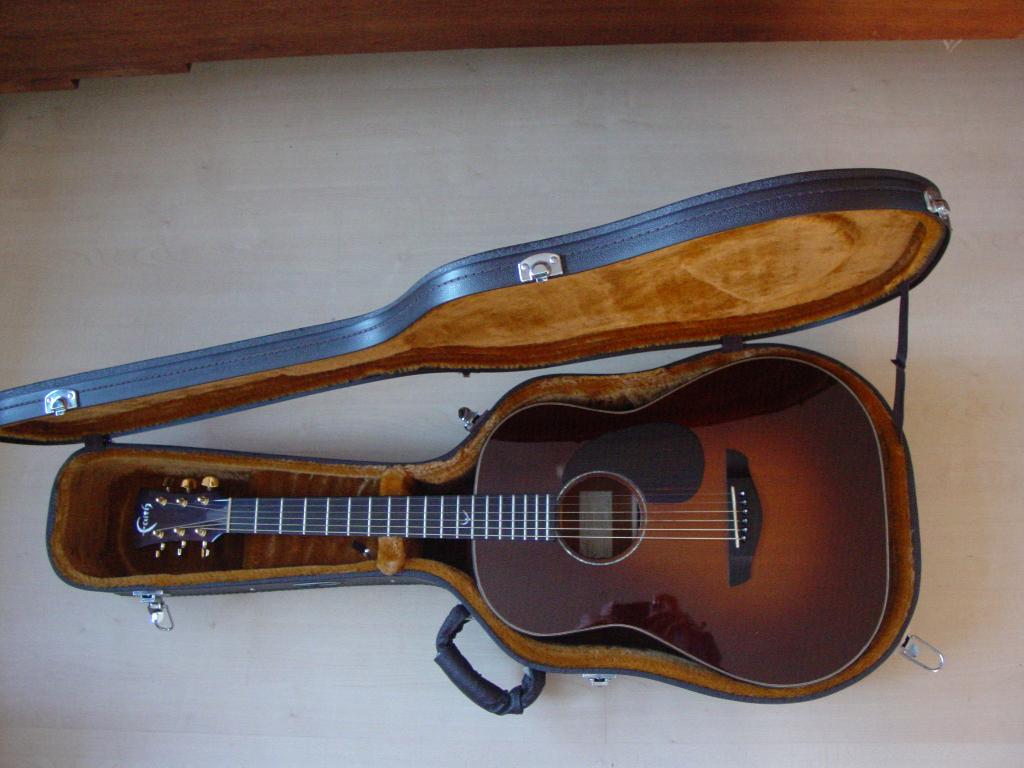 Faith Akoestische gitaar, Ophalen, Zo goed als nieuw, Klassieke of Spaanse gitaar, Met koffer