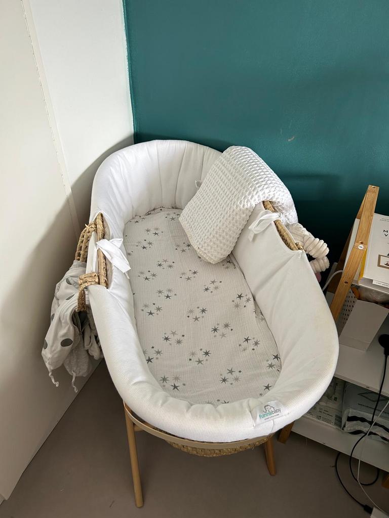 Mozes wieg incl. matras en standaard, Kinderen en Baby's, Babywiegjes en Ledikanten, Ophalen, Zo goed als nieuw, Wieg