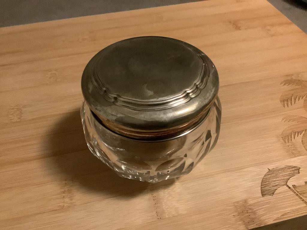 Kristallen pot met zilveren deksel en rand, Antiek en Kunst, Antiek | Glas en Kristal, Ophalen of Verzenden