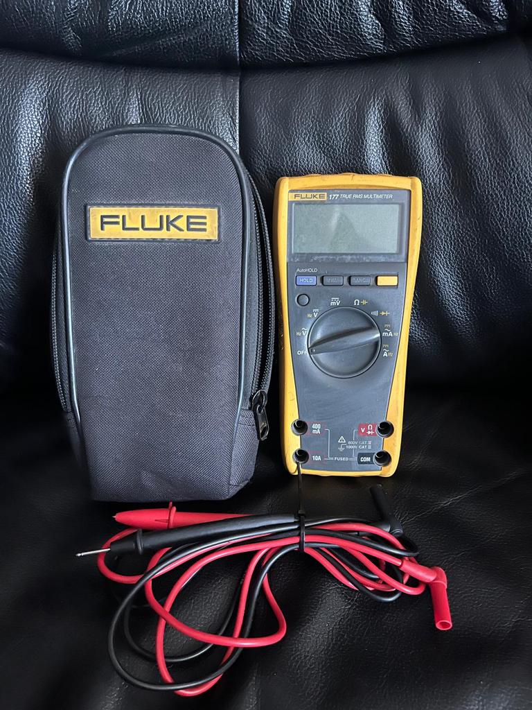 Fluke 177 multimeter met meetpennen, Doe-het-zelf en Verbouw, Meetapparatuur, Ophalen of Verzenden, Multimeter