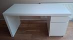 Ikea Malm bureau wit + gratis bureaustoel, Huis en Inrichting, Bureaus, Ophalen, Zo goed als nieuw, Bureau