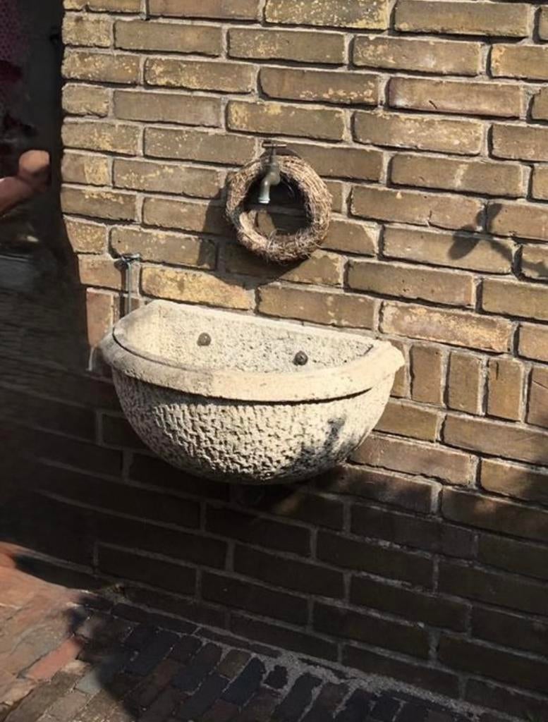 Stenen trog - Unieke waterbak voor tuin of terras uit Italie, Antiek en Kunst, Ophalen