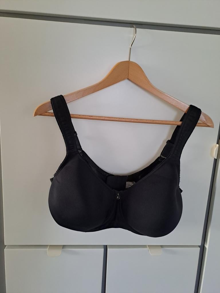 Mooie zwarte bh Felina 90E met beugels en push up, Felina, Ophalen of Verzenden, Zwart, BH