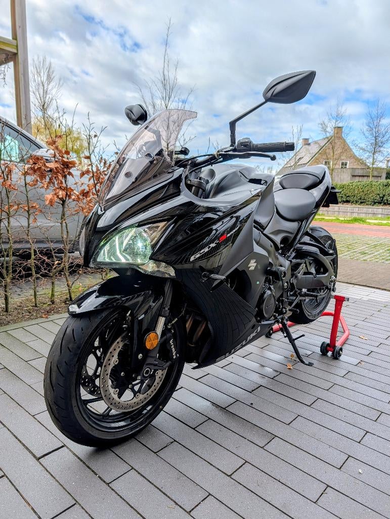 Suzuki GSX-S1000F 2020 | 11.767 km | Akrapovic, Motoren, Motoren | Suzuki, 4 cilinders, Motorrijbewijs A, Particulier, Toermotor