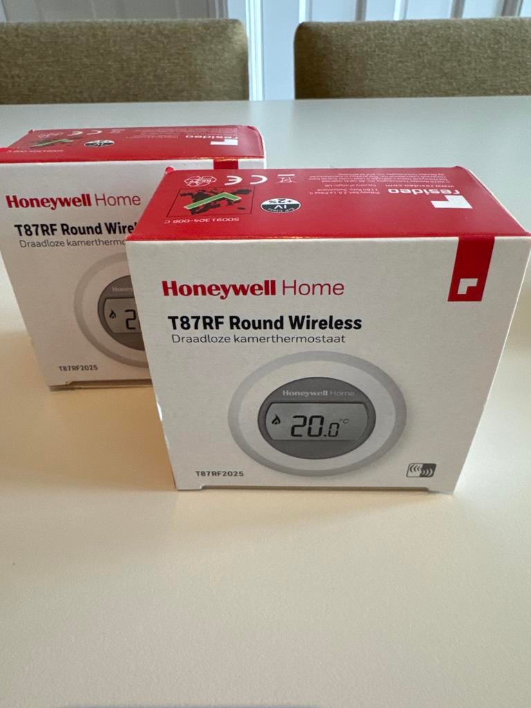Honeywell Home T87RF Round Wireless kamerthermostaat, Doe-het-zelf en Verbouw, Thermostaten, Ophalen of Verzenden, Slimme thermostaat