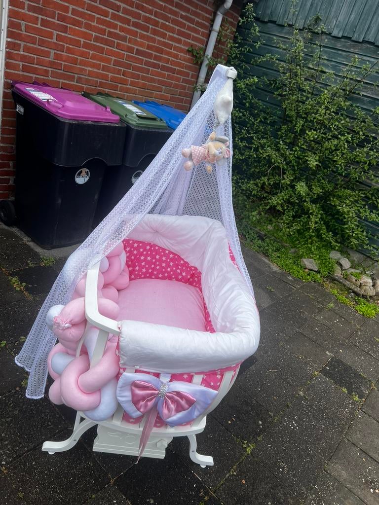 Bieden aub, Kinderen en Baby's, Babywiegjes en Ledikanten, Ophalen of Verzenden, Zo goed als nieuw