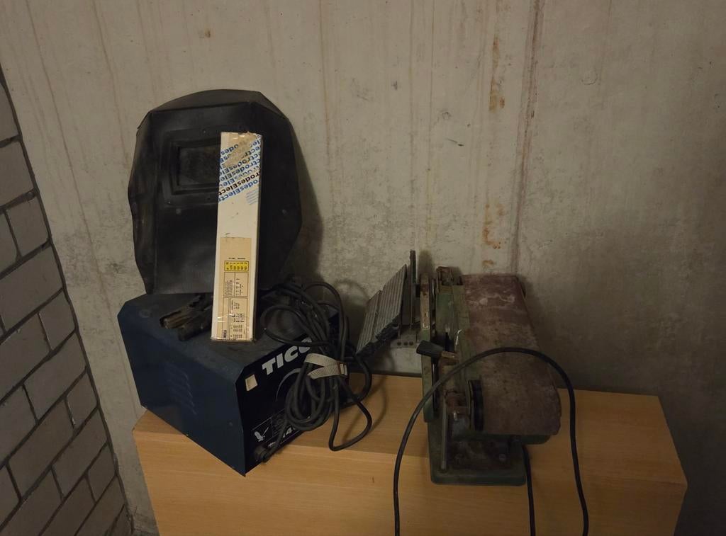 Lasapparaat en schuurmachine - Complete set voor klussers, Ophalen of Verzenden, Gebruikt, Minder dan 150 ampère, Elektroden