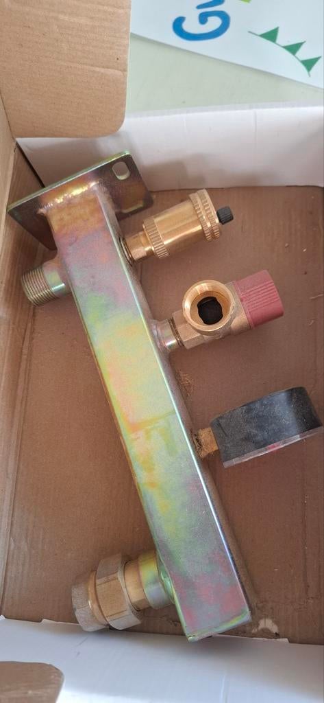 Expansievat aansluitgroep OEG 512232000 nieuw, Nieuw, Ophalen of Verzenden, Minder dan 3 jaar oud, Minder dan 20 liter