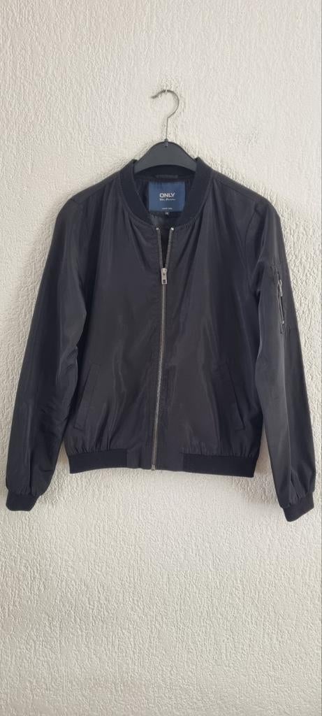 Dames zomerjasje merk Only maat Small., Only, Zwart, Ophalen of Verzenden, Zo goed als nieuw