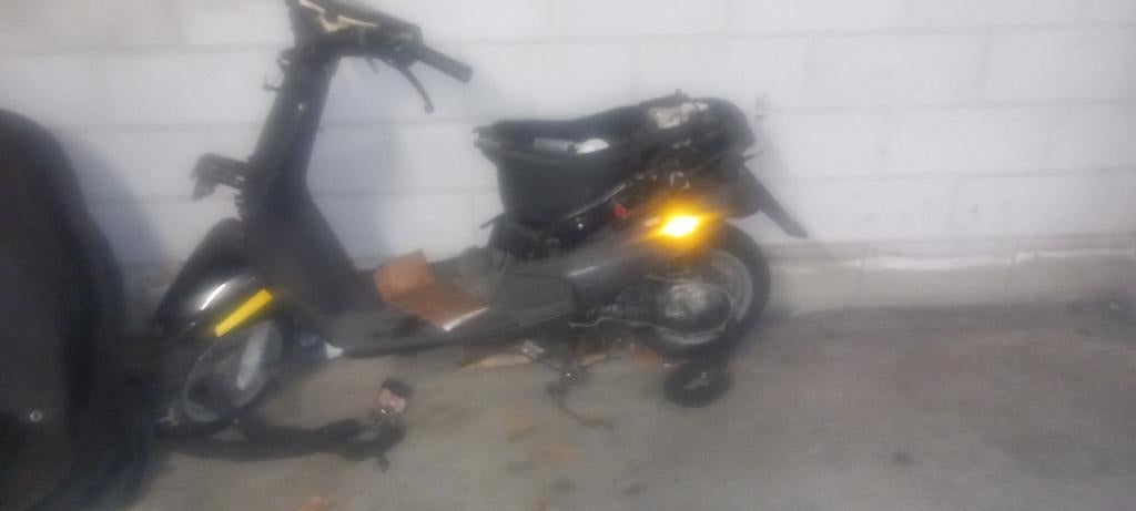 Piaggio Zip 98 rst brom, Fietsen en Brommers, Ophalen, Zo goed als nieuw