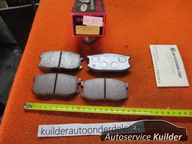 Remblokken voorzijde Mazda 323 II Nipparts J3603016 BP712, Auto-onderdelen, Remmen en Aandrijving, Mazda, Nieuw, Ophalen of Verzenden