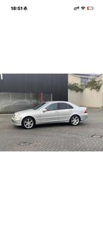 Mercedes-Benz C-Klasse 1.8 C180 Kompr Sedan AUT 2006 Grijs, Auto's, Automaat, Achterwielaandrijving, 1796 cc, Origineel Nederlands