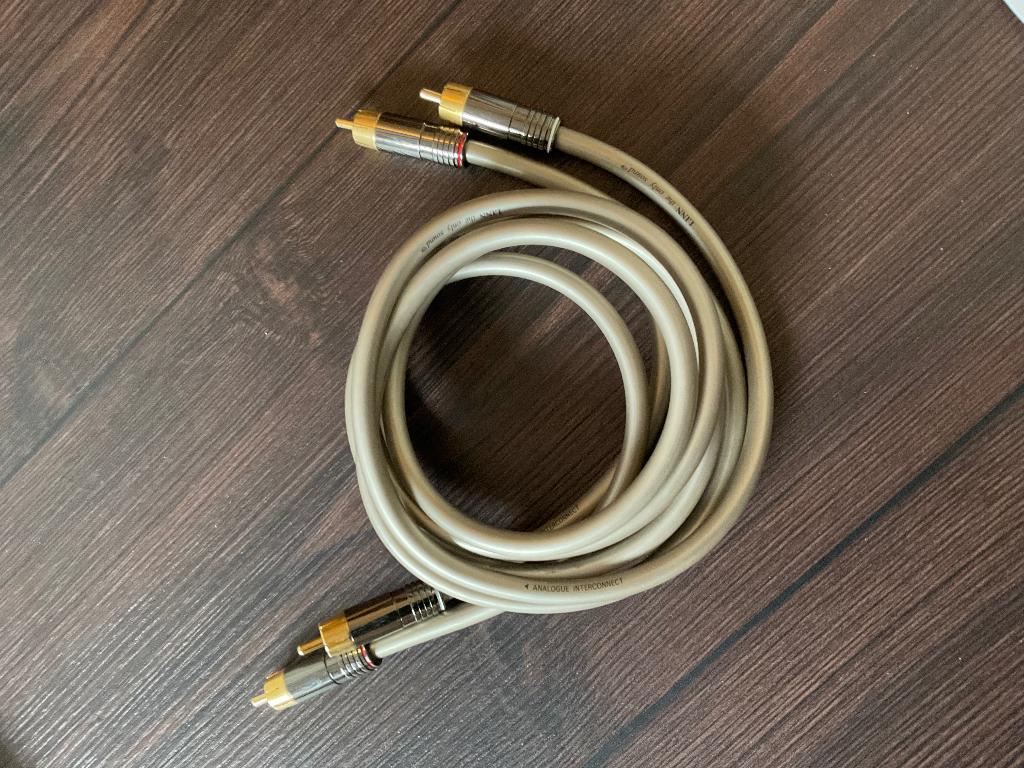 Linn silver RCA interconnects 1,2 meter, Ophalen of Verzenden, Zo goed als nieuw, Minder dan 2 meter, Interlink-kabel