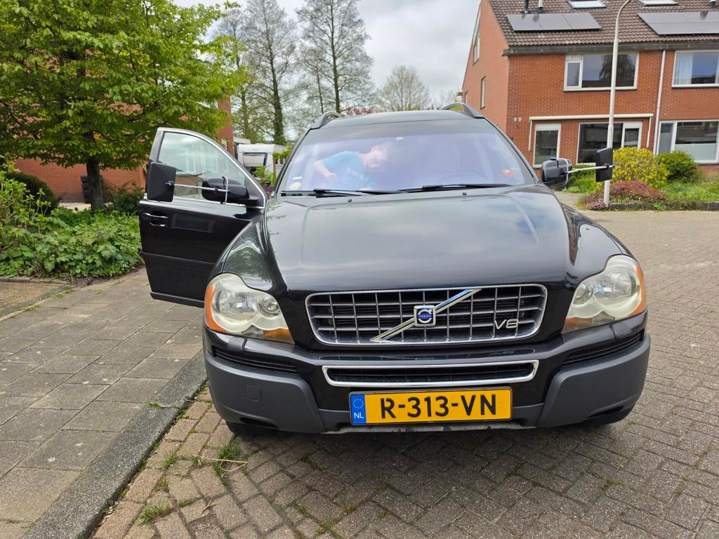 Volvo XC90 4.4 V8 7-seater 2006 - automaat revisie nodig!, 138 €/maand, 7 stoelen, Leder, Vierwielaandrijving