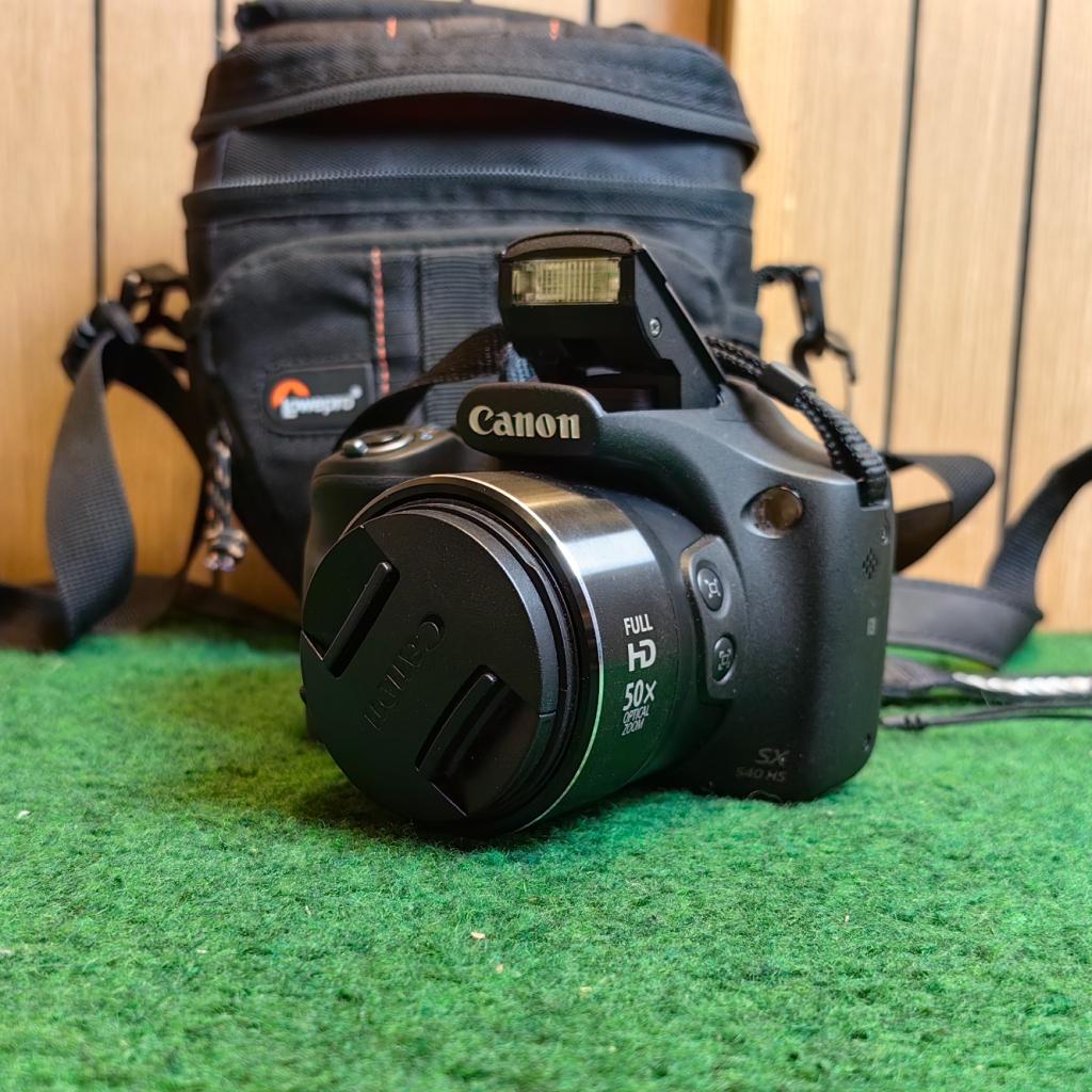 Canon SX540HS Digitale Camera - In Nette Staat, Canon, Zo goed als nieuw, Support@canon.com, 30-2, Shimomaruko 3-chome, Ohta-ku
Tokyo 146-8501
Japan