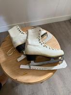Dames (kunst)schaatsen, mt 39. Kleur wit, Overige merken, Gebruikt, Ophalen of Verzenden, Kunstschaatsen