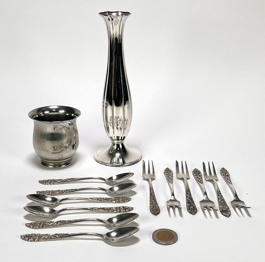 1356. Tafelzilver tulpvaas, lepelvaas en bestek, 20e eeuw, Ophalen of Verzenden