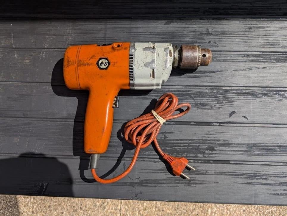 Black & Decker Boormachine BD 2 - 370W te koop, Ophalen of Verzenden, Gebruikt, Boormachine