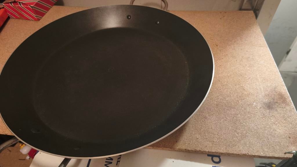Zo goed als nieuwe Paella pan, Huis en Inrichting, Keuken | Potten en Pannen, Ophalen of Verzenden, Zo goed als nieuw, Overige materialen