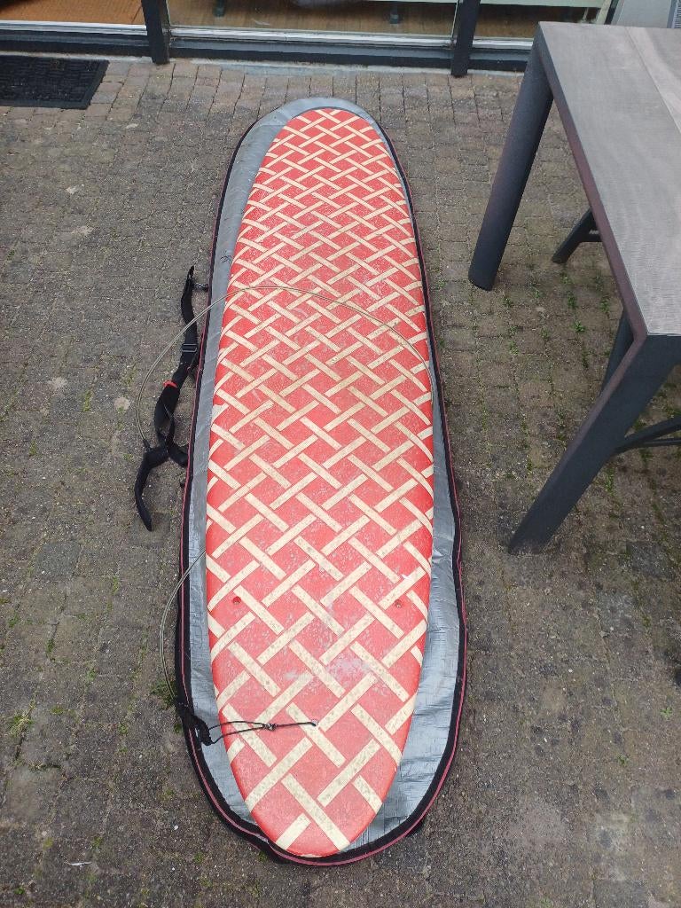 BIC 8'4 longboard, Watersport en Boten, Golfsurfen, Ophalen, Gebruikt, Longboard, Met koord