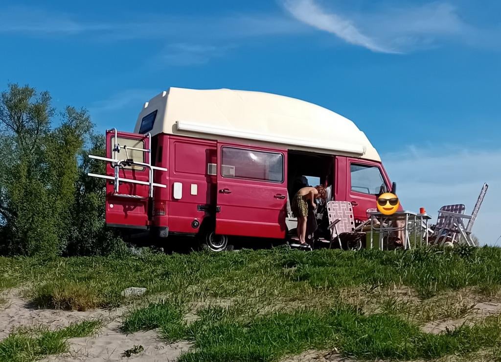 Camper Mercedes MB100/ 4 slaapplaatsen/ apk juli 2027, Buscamper of Camperbus, Particulier, Mercedes, Tot en met 4