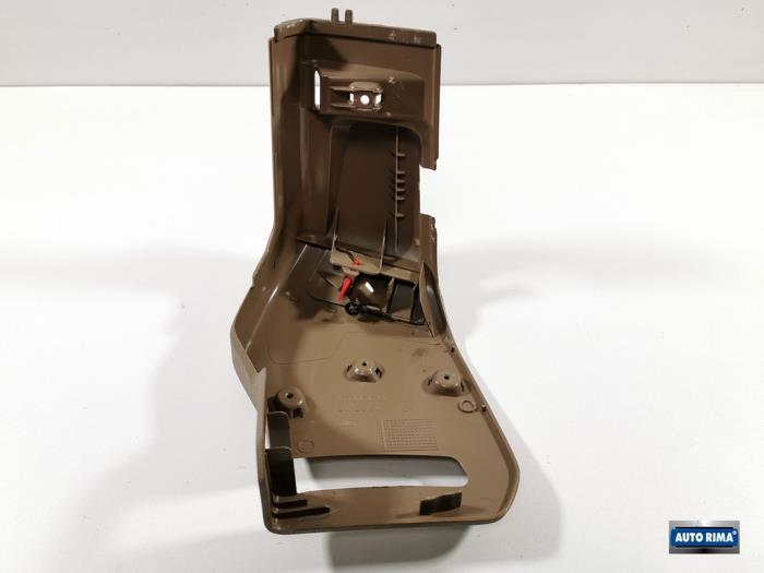 Achterbank slot van een Volvo XC70, Gebruikt, -, -, Ophalen of Verzenden