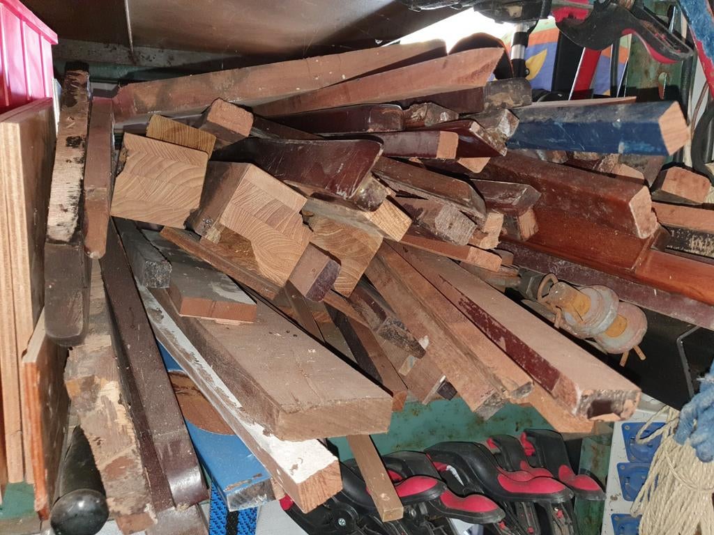 Mahonie latten en profielen uit de jaren '70, Doe-het-zelf en Verbouw, Hout en Planken, Ophalen