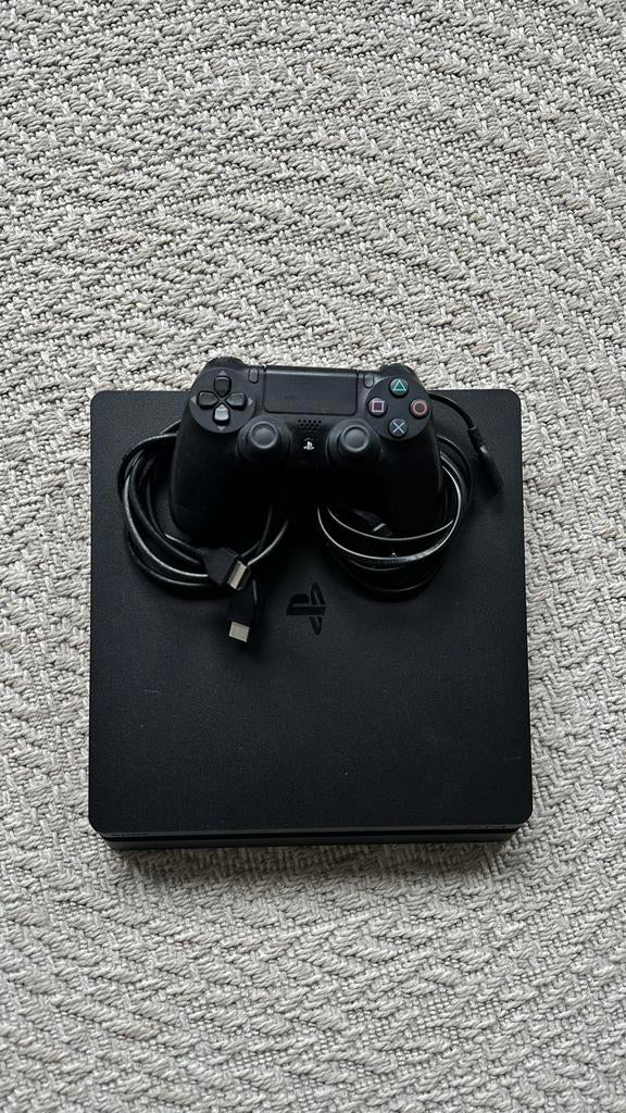 PS4 disc versie, zwart, met controller en kabels, Spelcomputers en Games, Spelcomputers | Sony PlayStation 4, Ophalen, Gebruikt