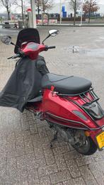 Vespa Sprint 2020 - Goede staat met kleine uitlaat issue, Fietsen en Brommers, Scooters | Vespa, Ophalen, Gebruikt, Overige modellen