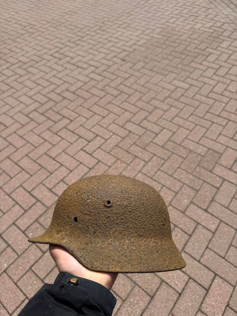 Ww2 duitse helm ️️, Ophalen of Verzenden, Duitsland, Helm of Baret