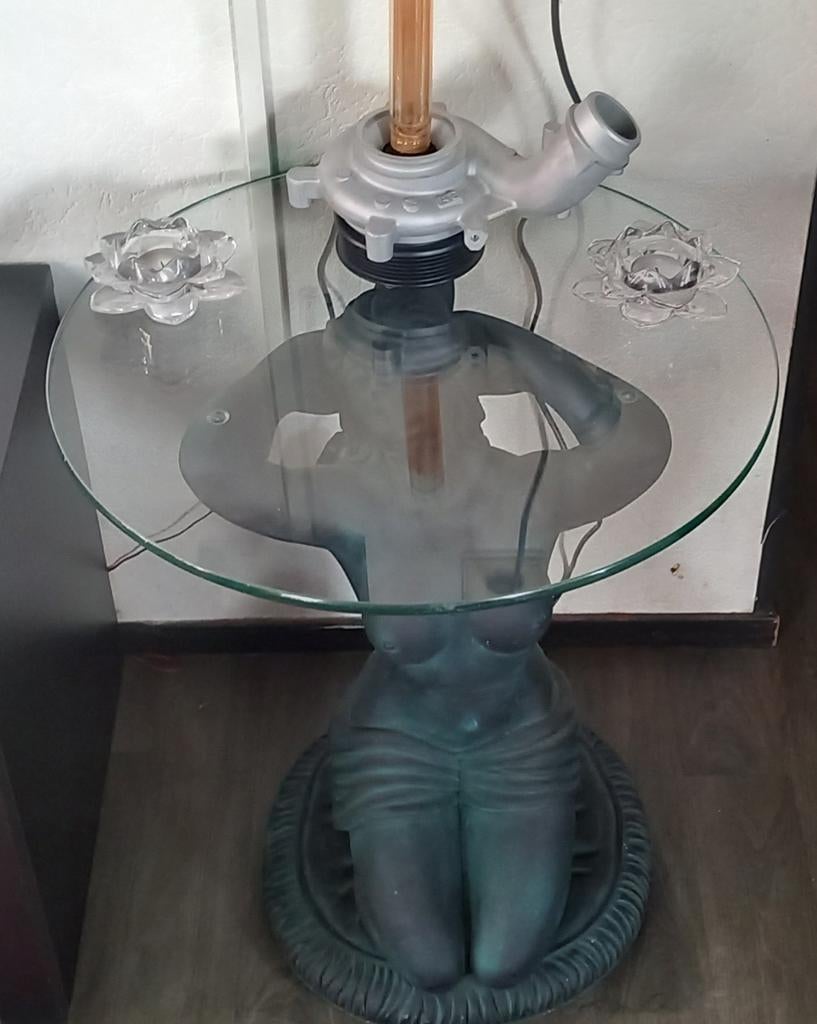 Bijzettafel vrouw met glasplaat., Ophalen