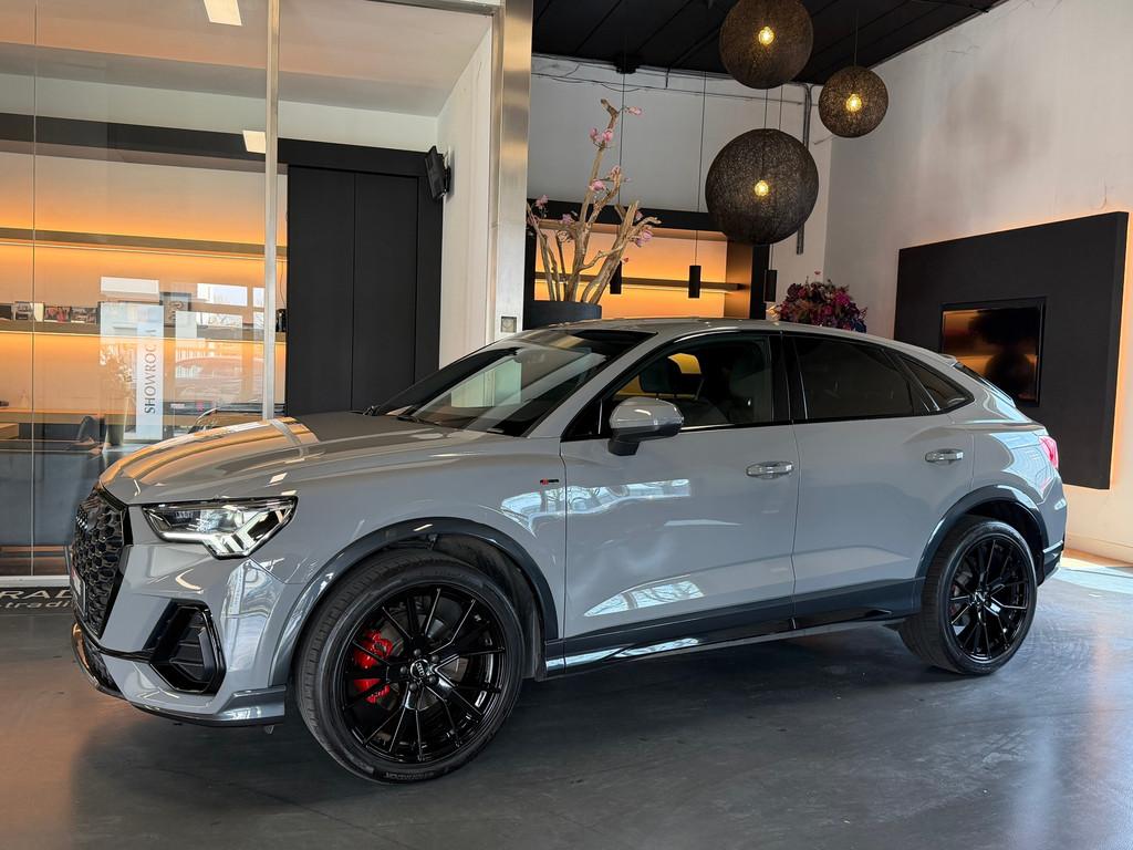 Audi Q3 Sportback 35 TFSI 3 X S line Edition Nardo 1e eigena, Auto's, Audi, 15 km/l, Zwart, 4 cilinders, 150 pk