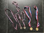 Medailles aan koord Winner 1ste linten Rood Wit Blauw, Ophalen of Verzenden, Zo goed als nieuw