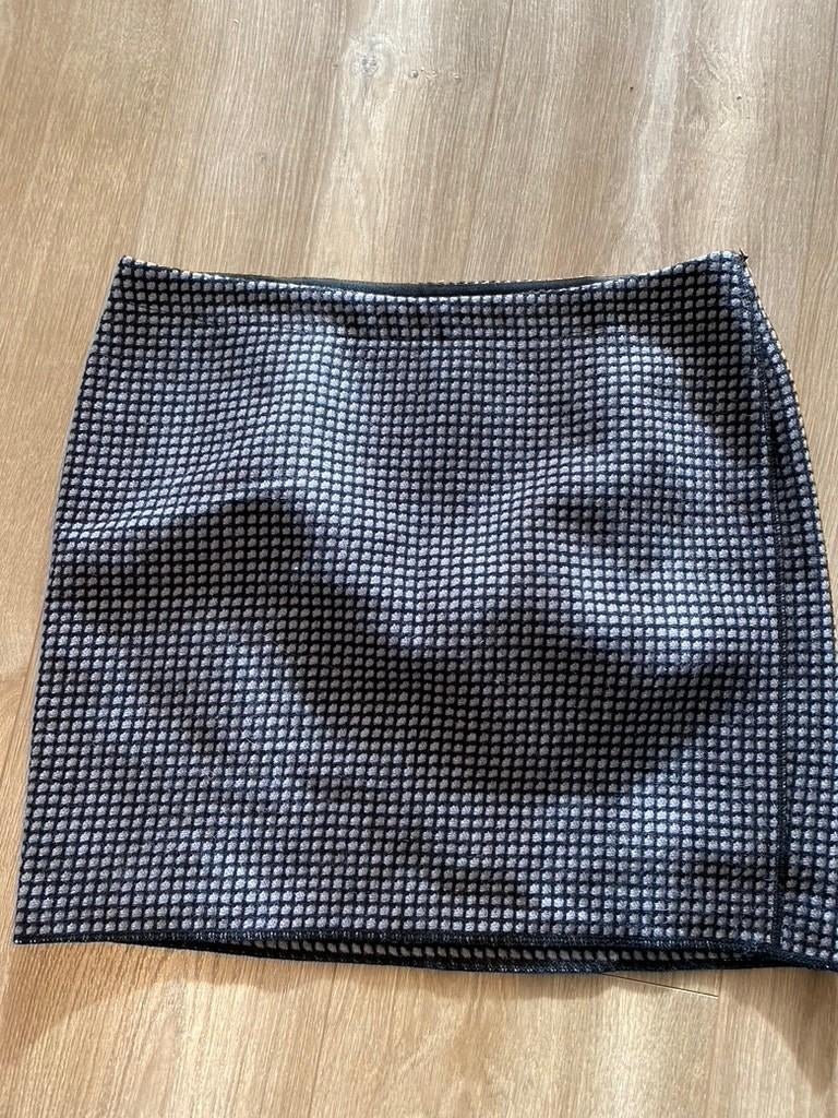 Nieuw opus rok geruit - gevoerd en rits - mt 42 box 14, Kleding | Dames, Rokken, Verzenden, Zwart, Maat 42/44 (L), Nieuw