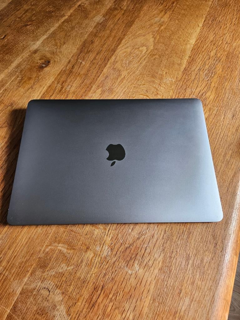 macbook air 2020 16gb  ssd500GB, Computers en Software, Apple Macbooks, Gebruikt, Qwerty, 13 inch, Minder dan 2 Ghz