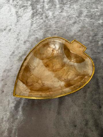 Schaaltje van parelmoer - Capiz met messing rand beschikbaar voor biedingen