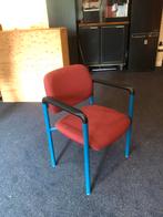 Rode Stoel met Blauw Frame, Ophalen, Gebruikt, Rood, Eén
