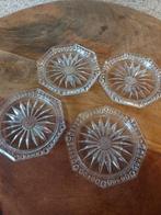 4 glazen onderzetters nog van vroeger, Ophalen of Verzenden, Zo goed als nieuw, Glas of Kopje