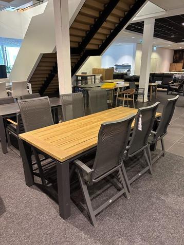 Te koop: 6-persoons tuinset (teakhout, aluminium) beschikbaar voor biedingen