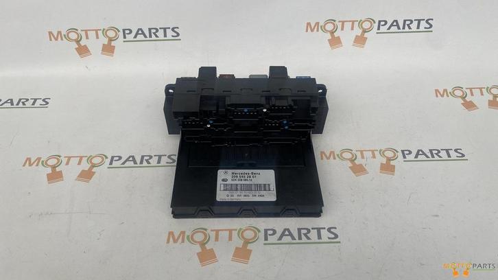 Mercedes-Benz C209 CLK Klasse Zekeringkast 2095452801, Auto-onderdelen, Elektronica en Kabels, Mercedes-Benz, Gebruikt, Ophalen of Verzenden